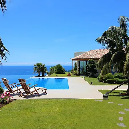 Villa Arco Da Calheta Sleeps 6 With Pool