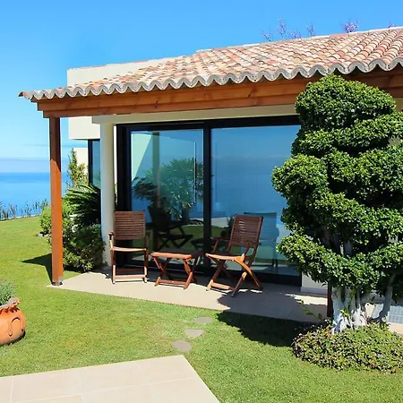 Villa Arco Da Calheta Sleeps 6 With Pool Arco da Calheta (Madeira)