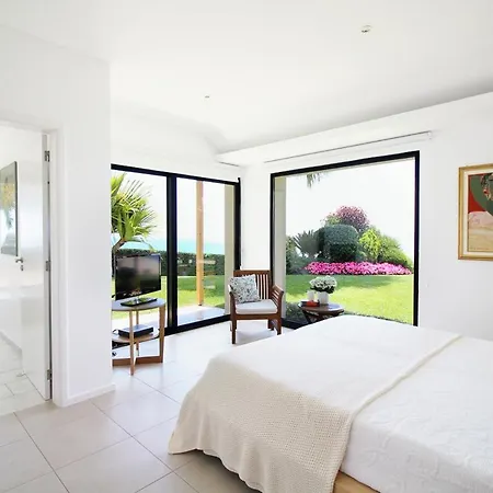 Arco Da Calheta Sleeps 6 With Pool