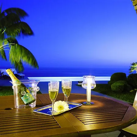 Arco Da Calheta Sleeps 6 With Pool Villa